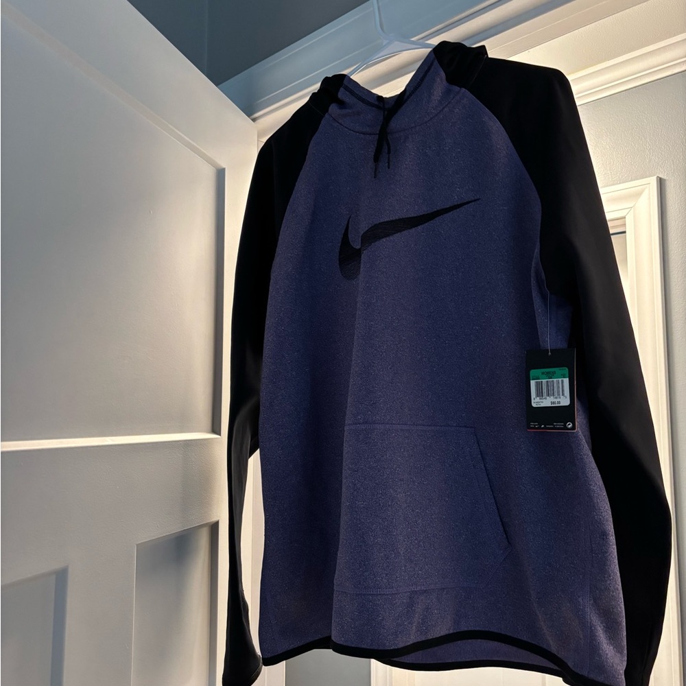 Nike Women's Purple and Black Hoodie